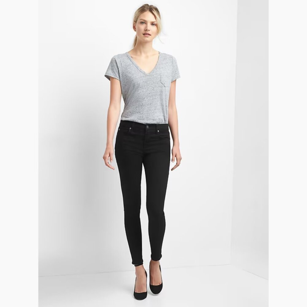 GAP Mid rise true skinny jeans 33 / 16 Reg NWT